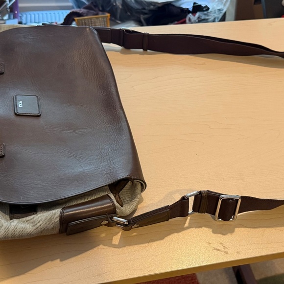 LARGE TUMI BAG - Picture 15 of 16